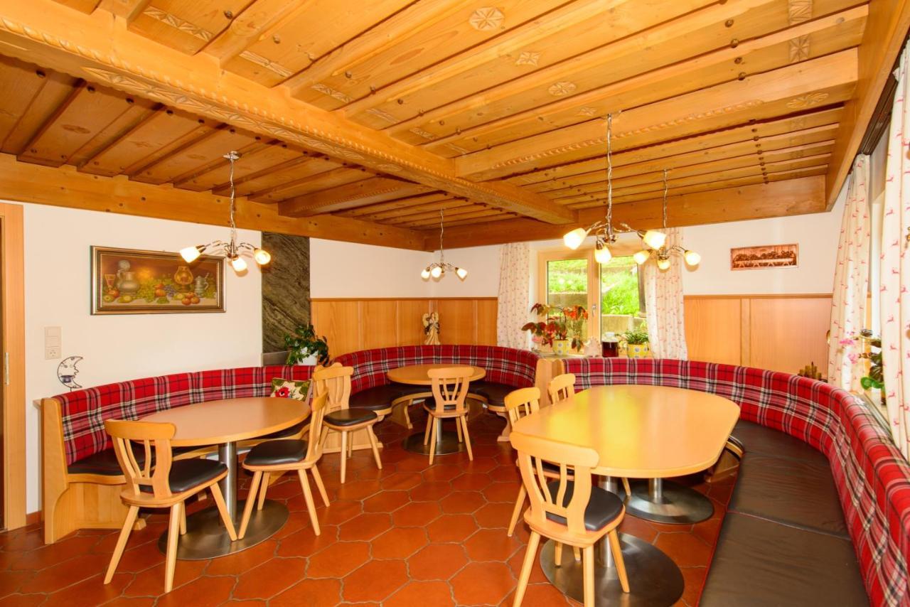 Schrahlehen Bed and Breakfast Wagrain Exteriör bild