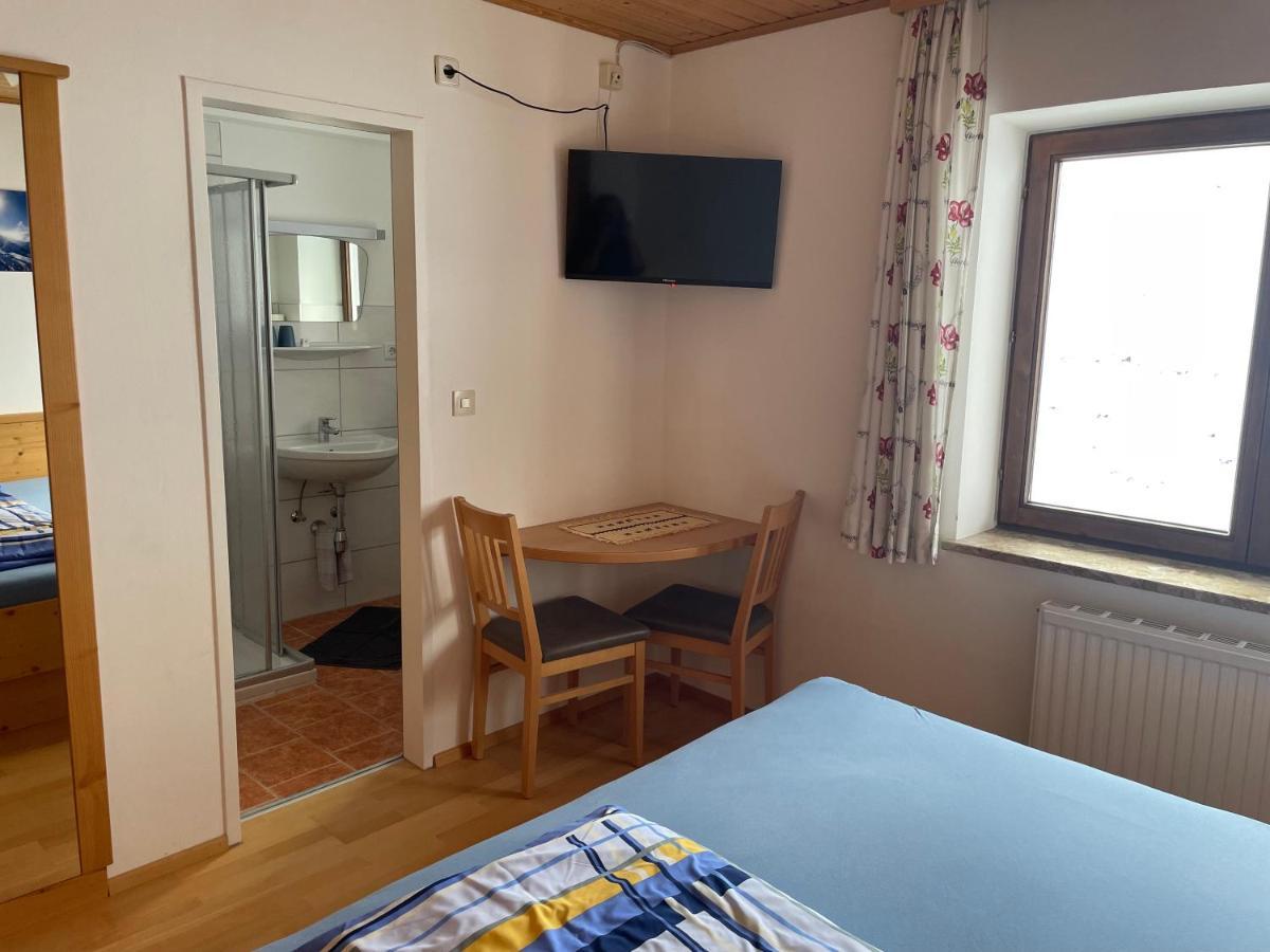 Schrahlehen Bed and Breakfast Wagrain Exteriör bild